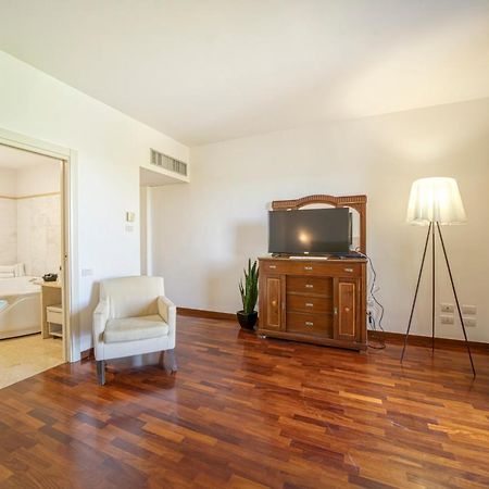 Hotel La Corte Матера Екстер'єр фото