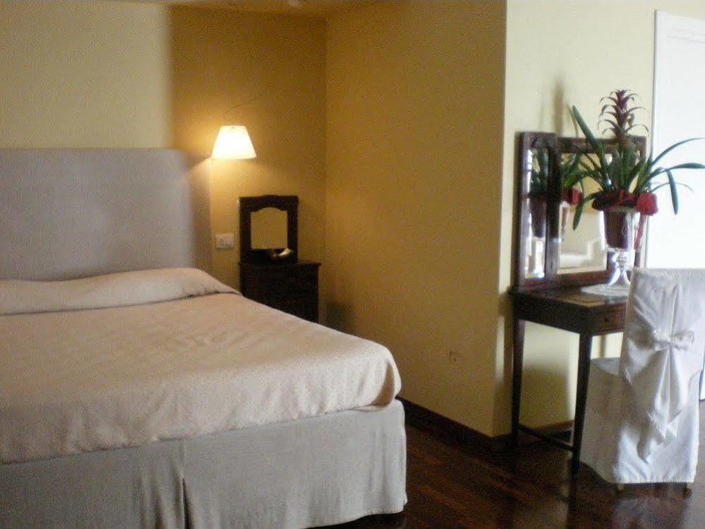 Hotel La Corte Матера Екстер'єр фото